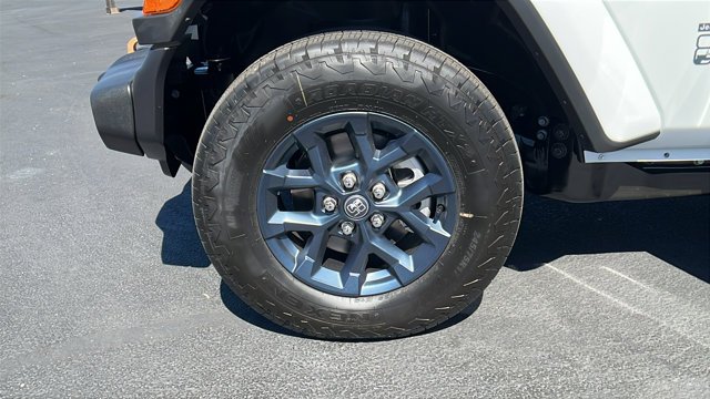 New 2026 Bright White Clearcoat Jeep 85th Anniversary image 9