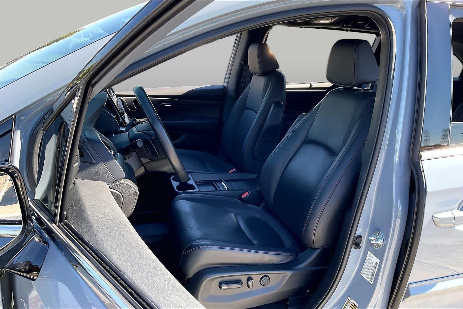 Used 2023 Sonic Gray Pearl Honda Sport image 7