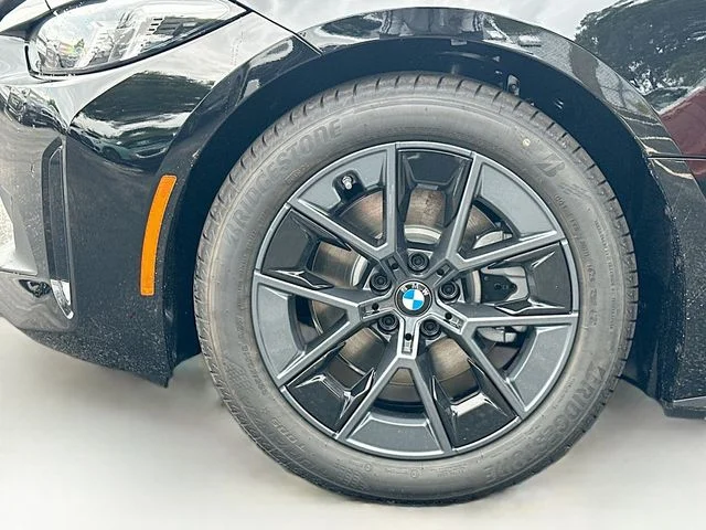 Used 2025 Black BMW eDrive40 image 26