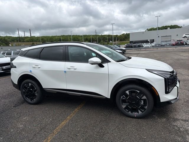 New 2026 Snow White Pearl Kia SX Prestige image 2