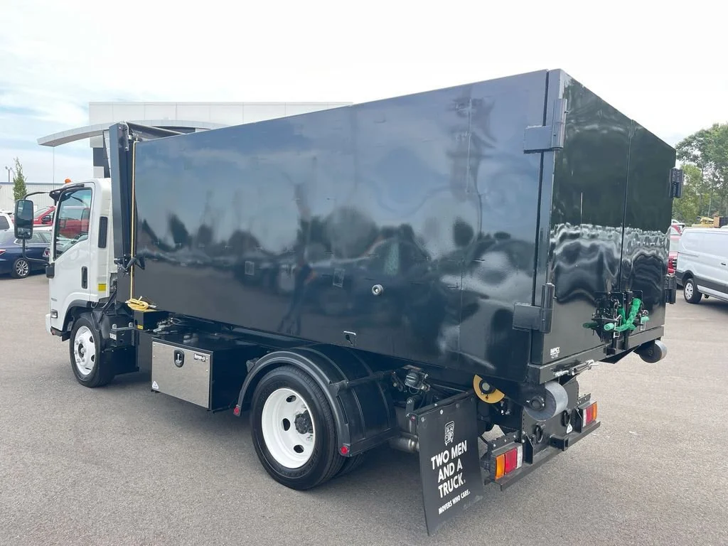 Used 2024 Arc White Chevrolet 1WT image 3