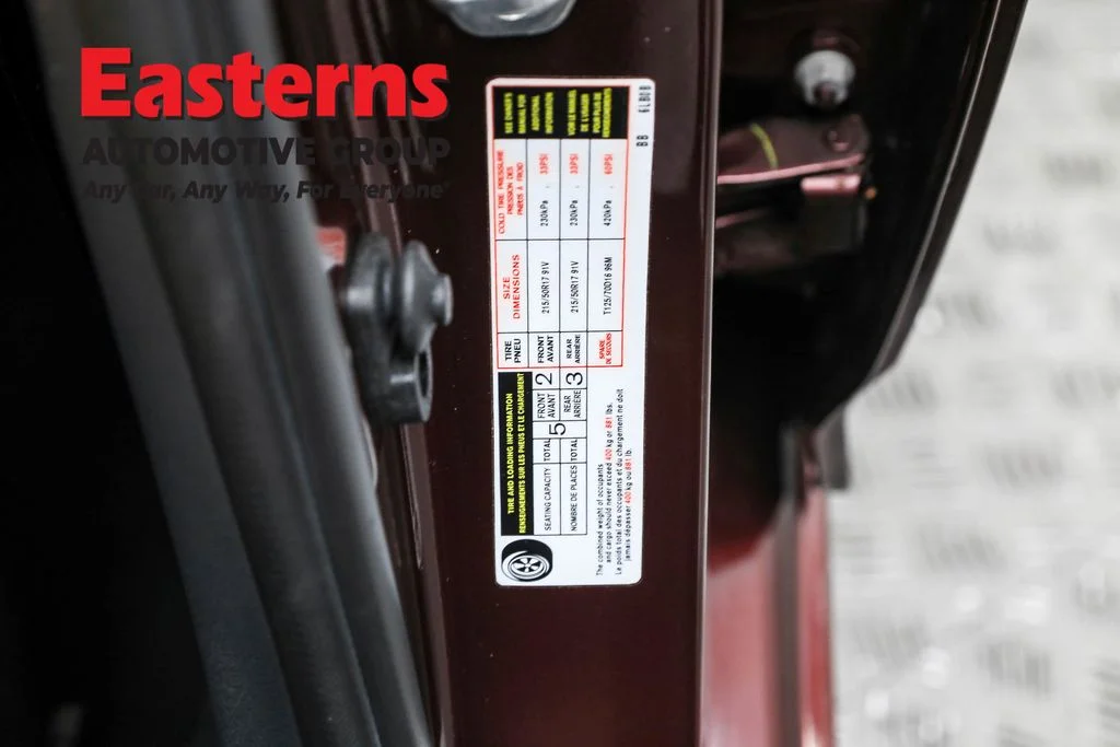 Used 2022 Red Nissan SV image 34