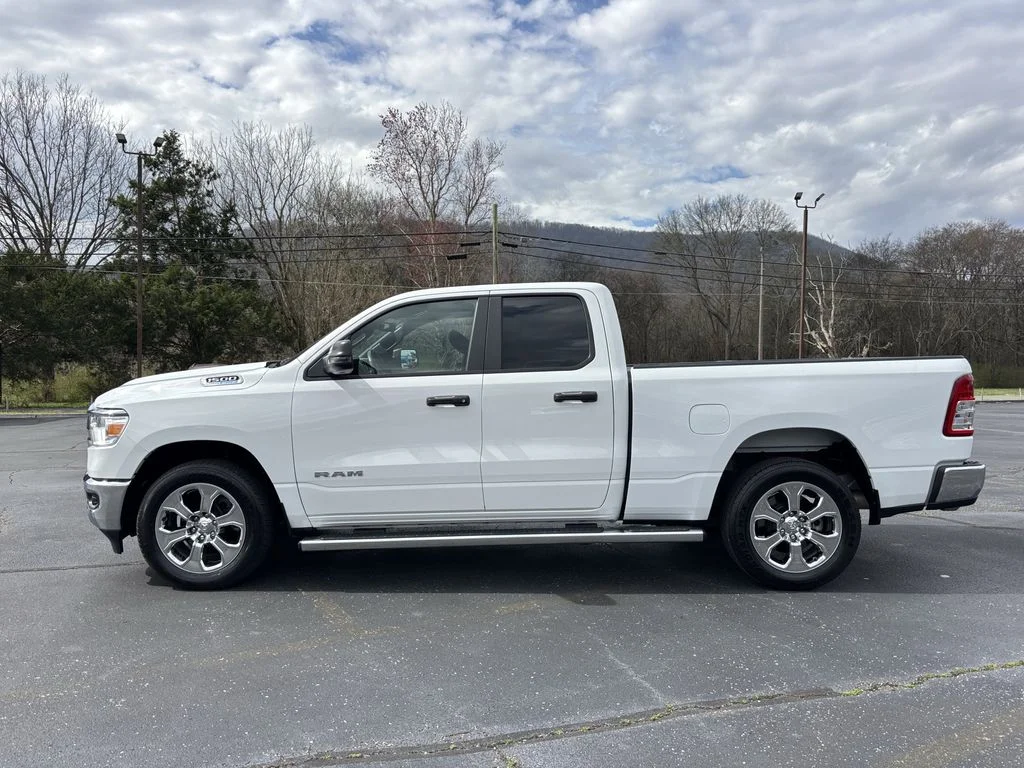 Used 2024 White Ram Big Horn/Lone Star image 5