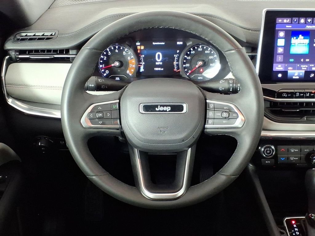 Used 2024 Silver Jeep Limited image 13
