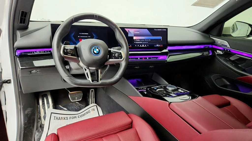 Used 2025 Mineral White Metallic BMW xDrive40 w/ M Sport, Premium & Driving Assistance Pro. Packages image 13