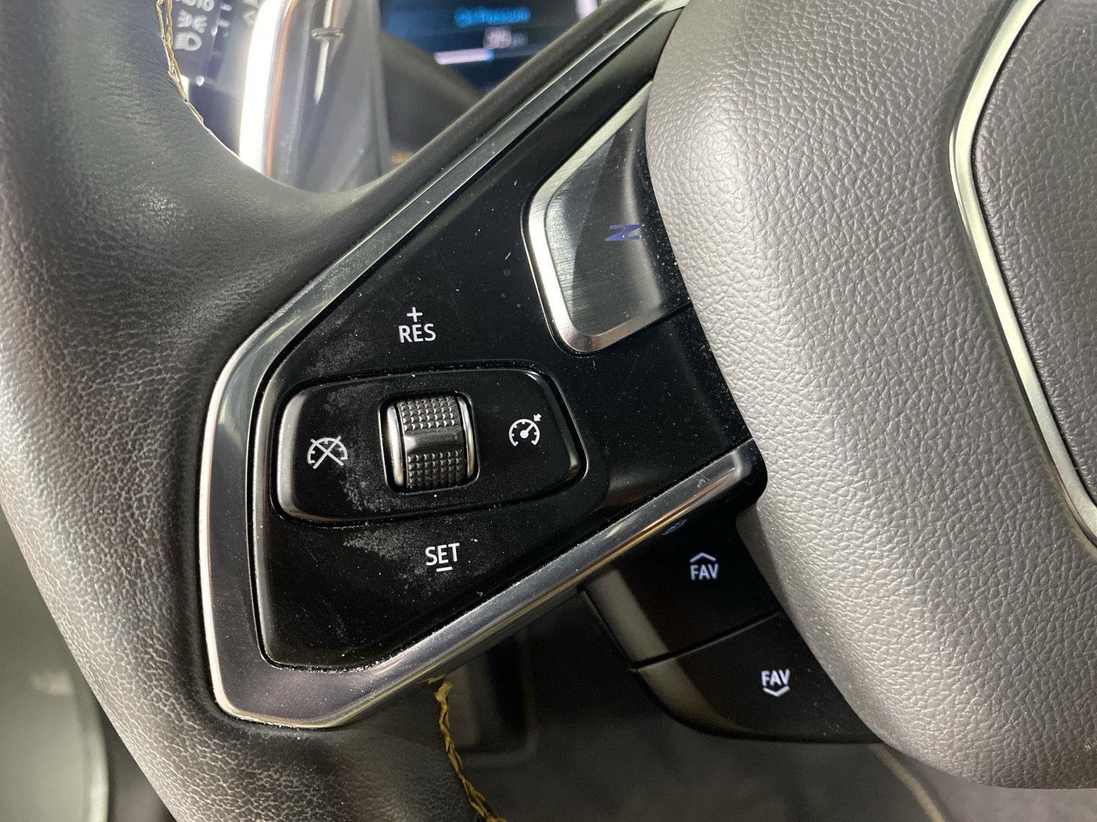 Used 2023 Gray Metallic Chevrolet Stingray image 14