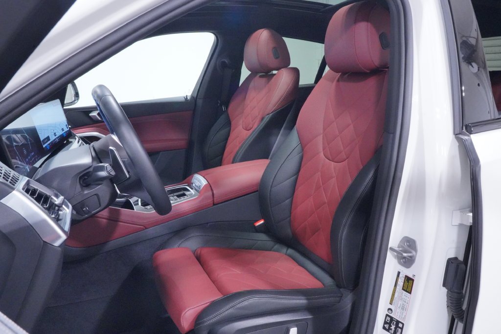 Certified Used 2024 Alpine White BMW xDrive40i image 7
