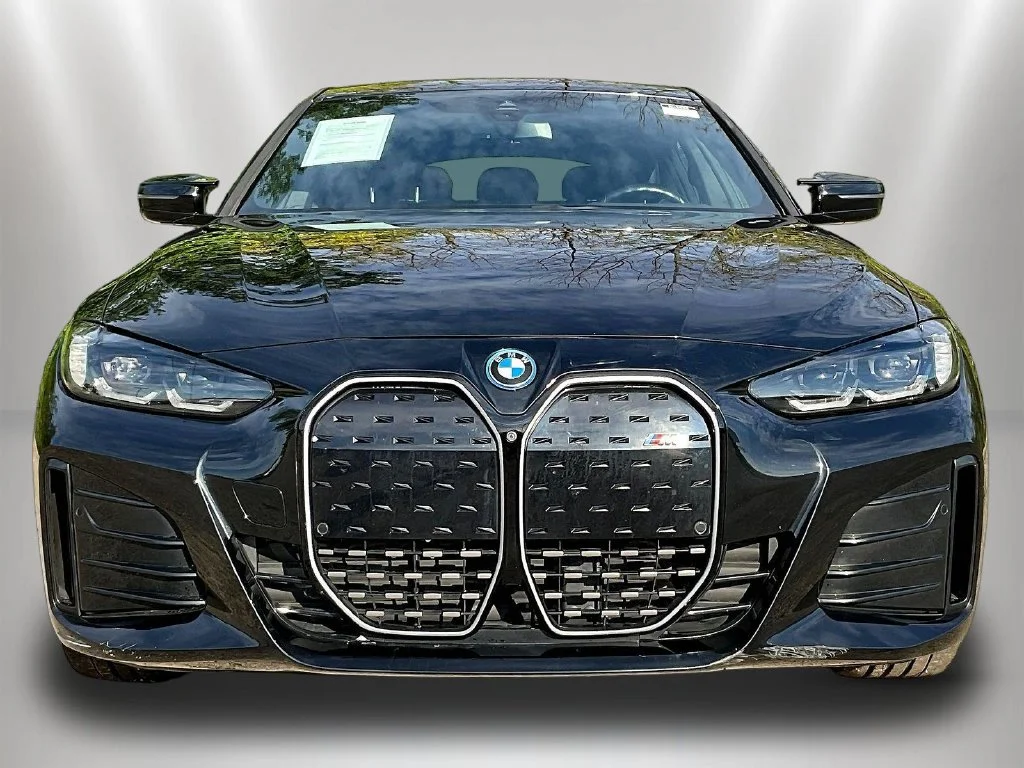 Used 2023 BMW i4 M50 with VIN WBY33AW02PFR33132 for sale in Naperville, IL
