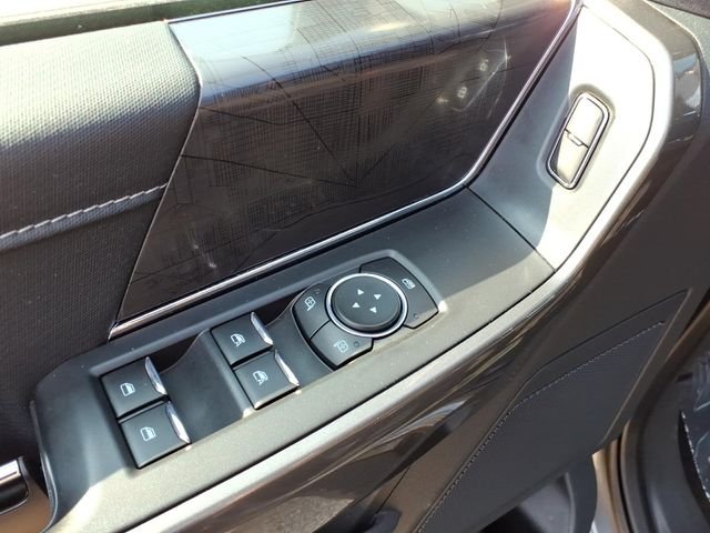 Used 2023 Gray Metallic Ford XLT image 23