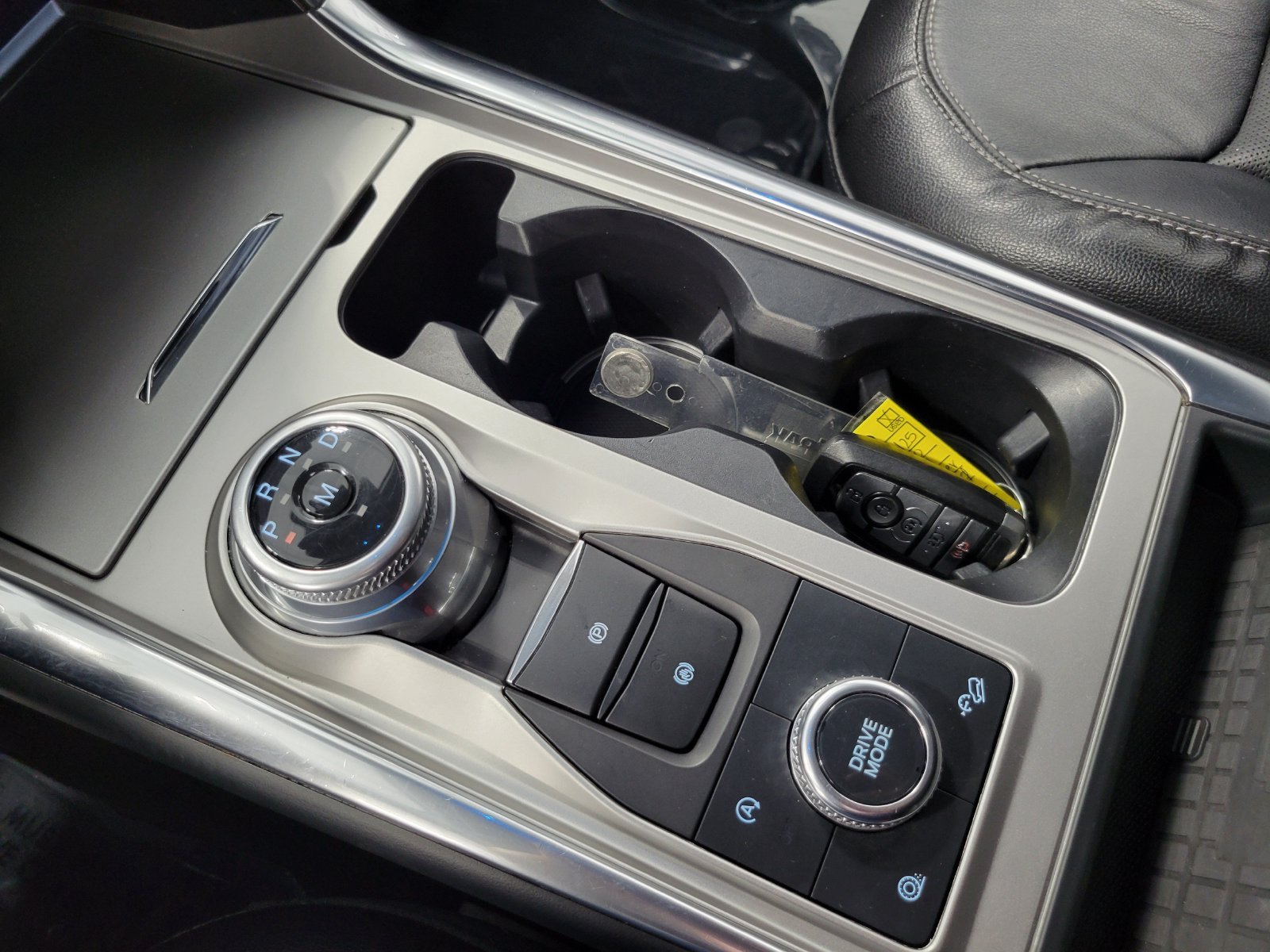 Used 2020 Gray Ford Limited image 22