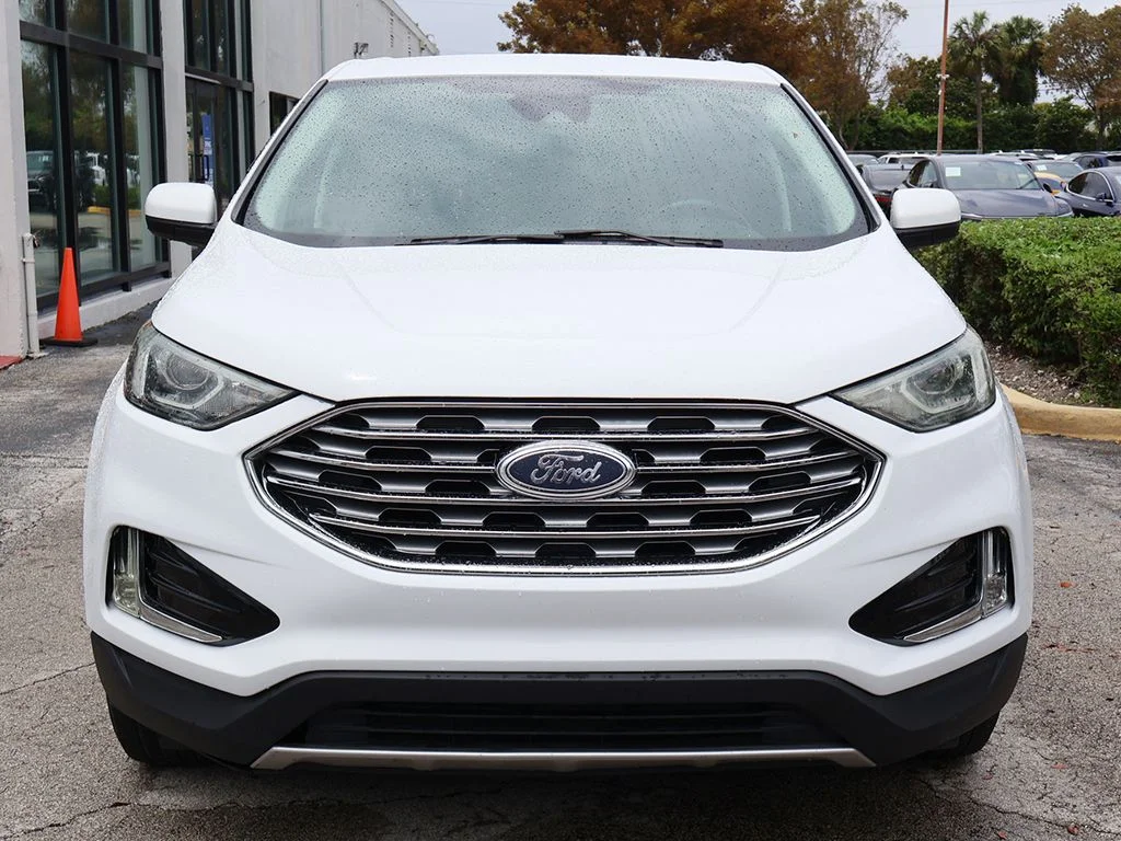 Used 2024 White Ford SEL image 11