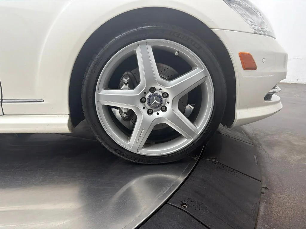 Used 2013 White Mercedes-Benz S 350 image 9