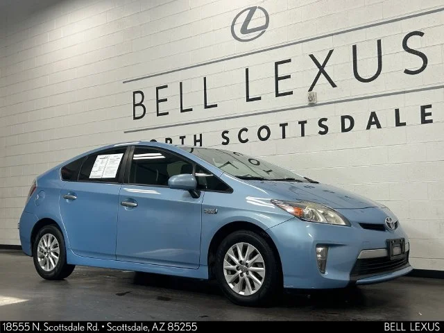 Used 2014 Blue Toyota Base image 2