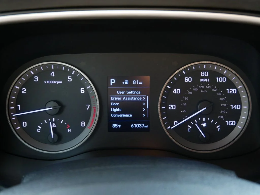 Used 2020 Red Hyundai Value image 21
