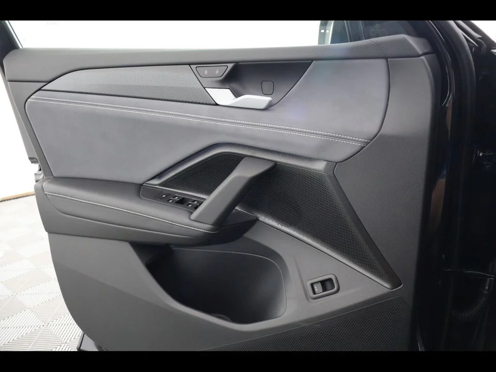 New 2026 Black Volkswagen 2.0T SE R-Line Black image 28