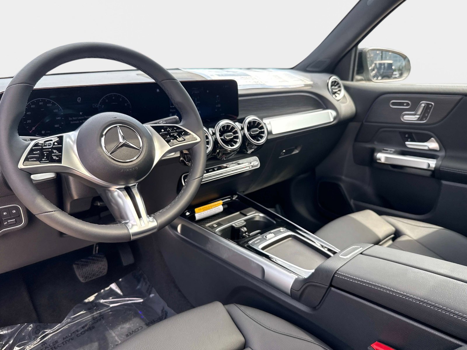 New 2026 Black Mercedes-Benz 250 SUV image 15