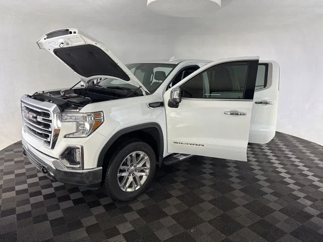 Used 2021 White GMC SLT image 11