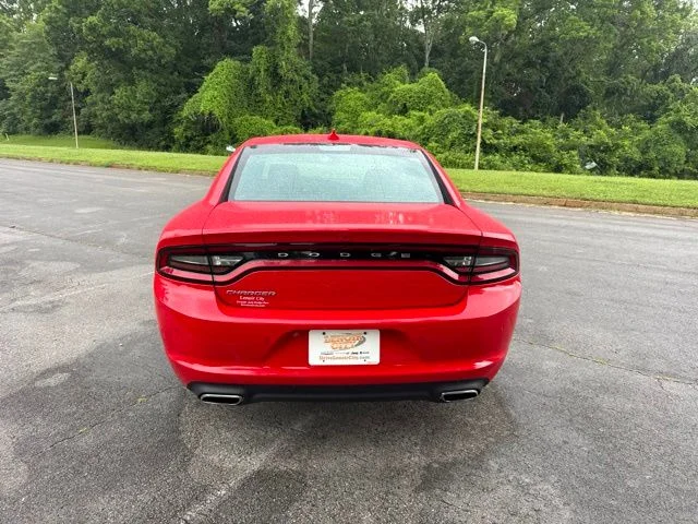 Used 2023 Red Dodge SXT image 6
