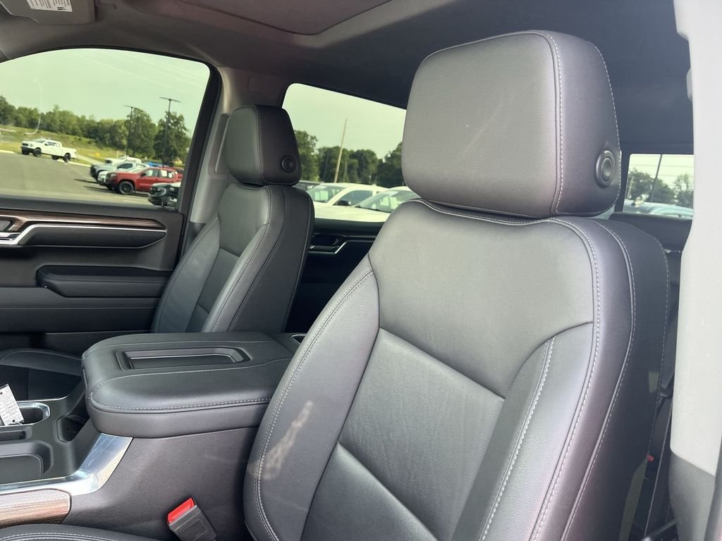 Used 2022 Gray Chevrolet LT Trail Boss image 11
