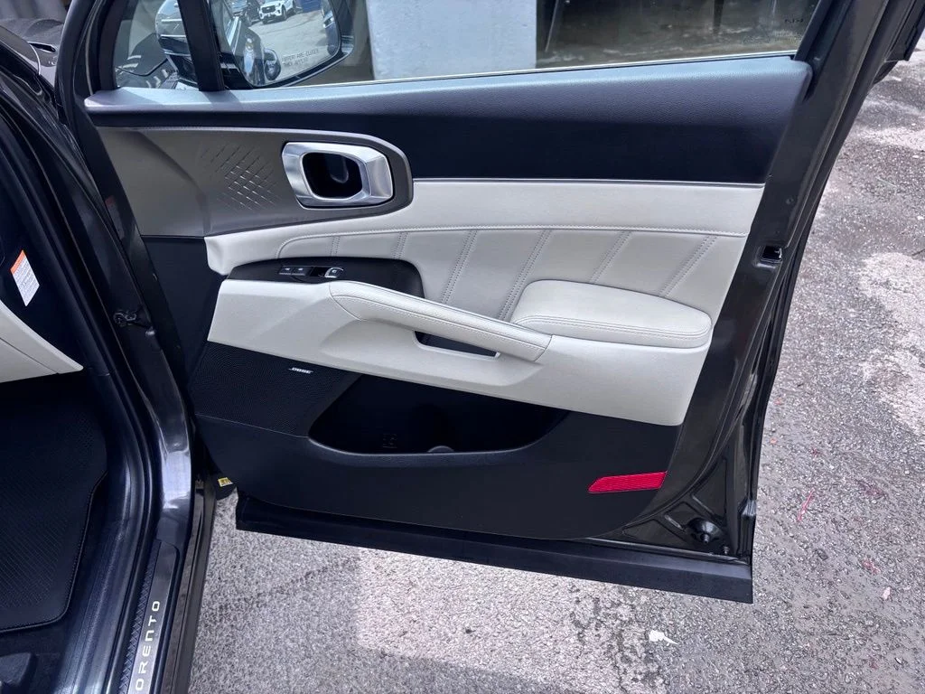 Used 2025 Gray Kia SX Prestige image 34