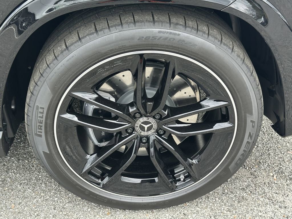New 2026 Obsidian Black Metallic Mercedes-Benz GLE 580 image 14