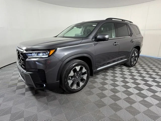 New 2026 Modern Steel Metallic Honda Touring image 3
