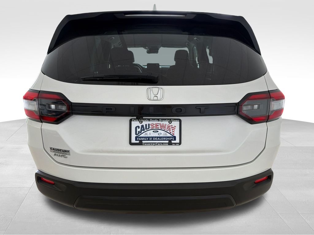 Used 2023  Honda LX image 5