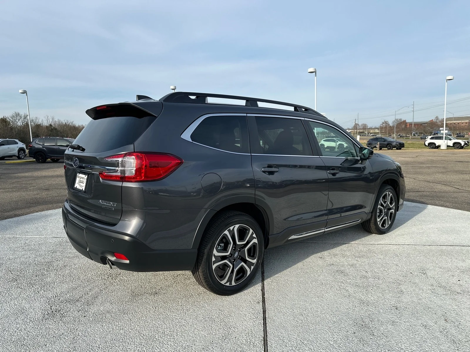 2026 Subaru Ascent Limited - Photo 7