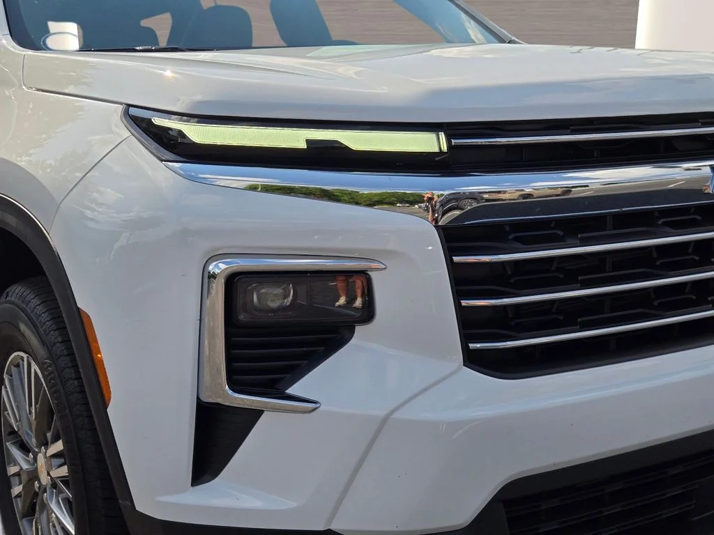 Used 2026 White Chevrolet LT image 2