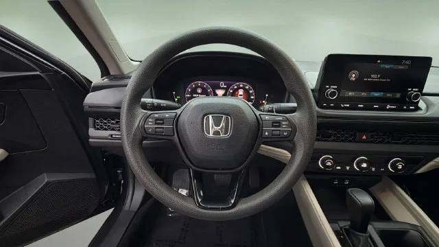 Used 2023 Gray Honda LX image 12