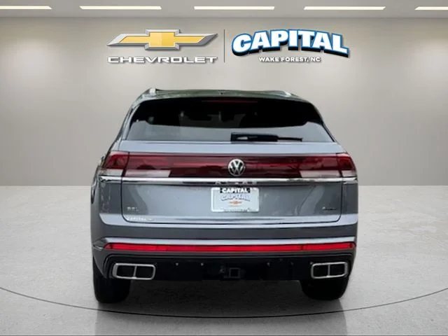 Used 2024 Gray Volkswagen 2.0T SEL Premium R-Line image 4