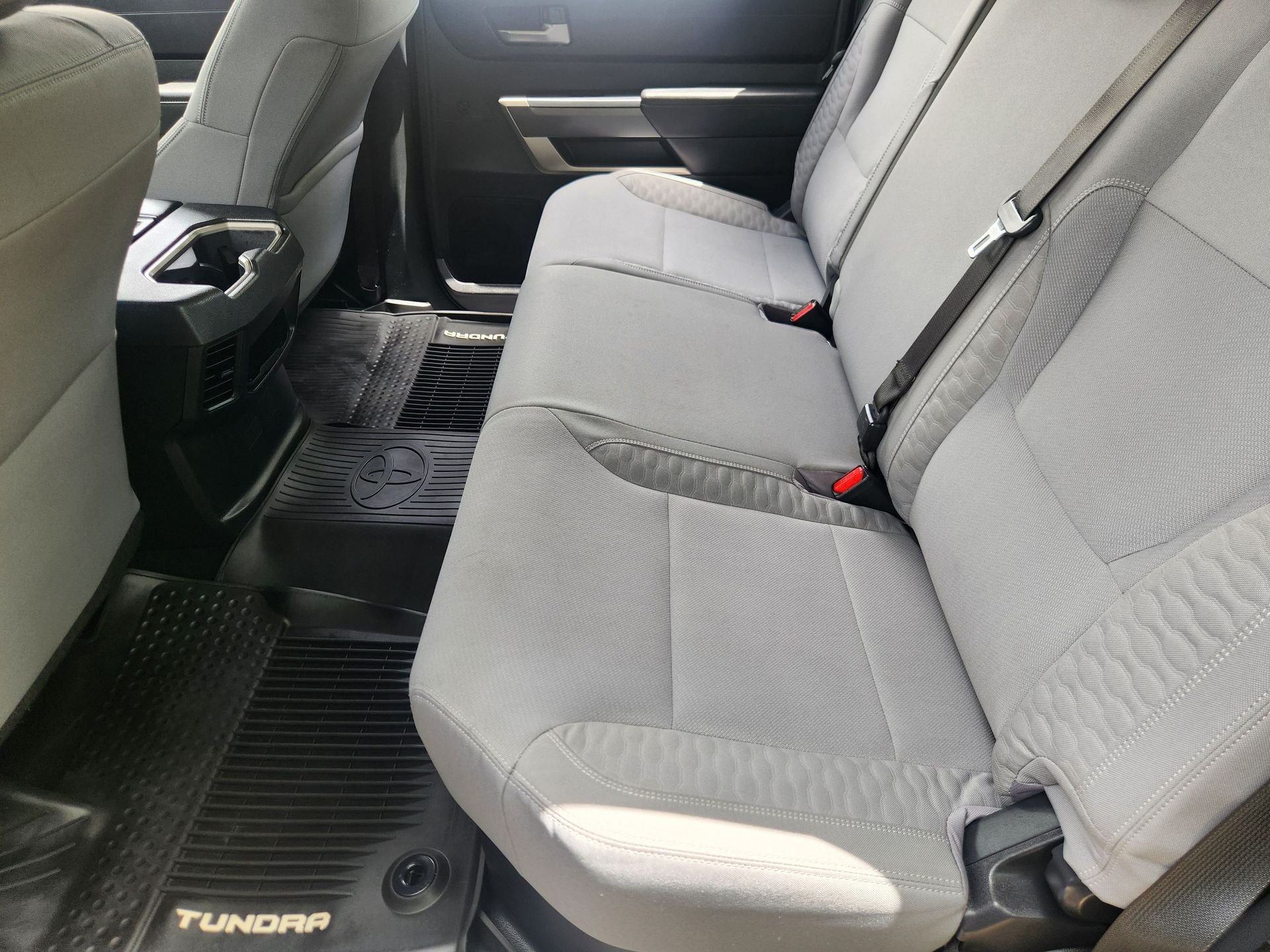 Used 2022 Magnetic Gray Metallic Toyota SR5 image 30