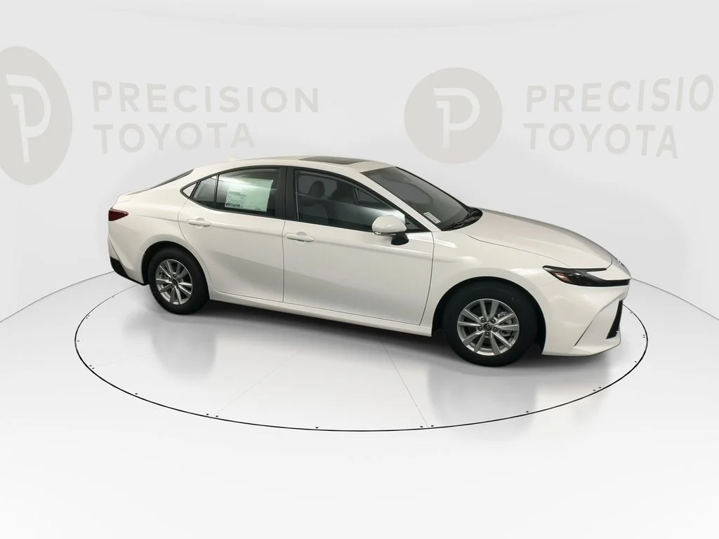 New 2026 Ice Cap Toyota LE image 24