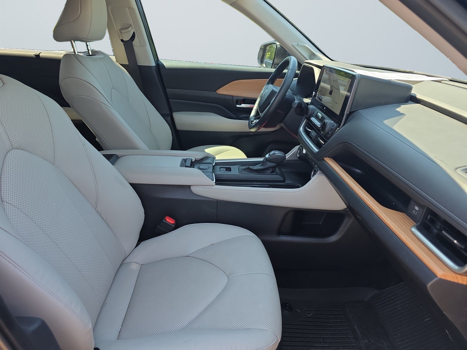 2025 Toyota Grand Highlander Limited - Photo 17