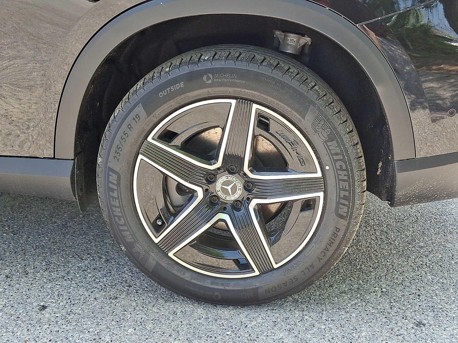 New 2026 Obsidian Black Metallic Mercedes-Benz GLC 300 image 7