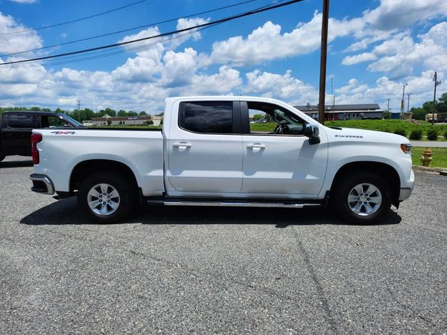 Used 2023 White Chevrolet LT image 9