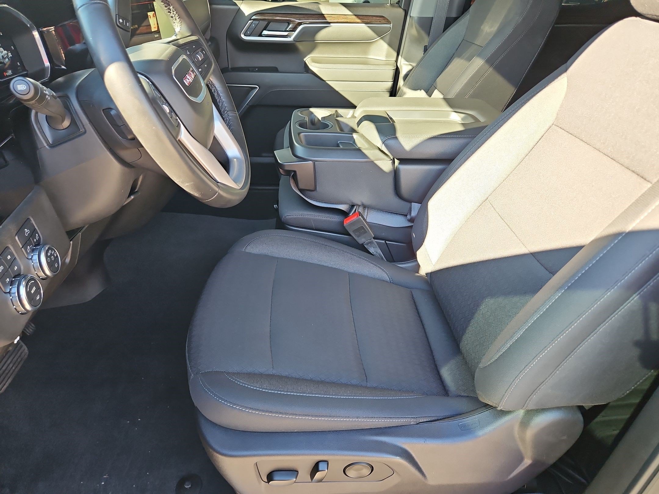 2024 GMC Sierra 1500 Elevation - Photo 23