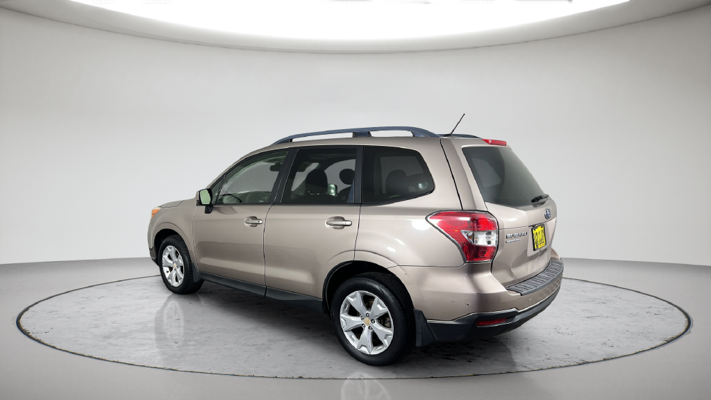2015 Subaru Forester i Premium - Photo 8