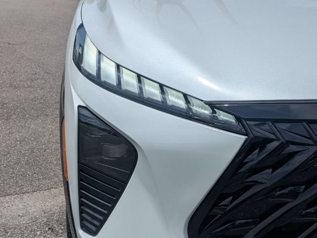 New 2027 2T RAD WHT INFINITI Autograph AWD image 9