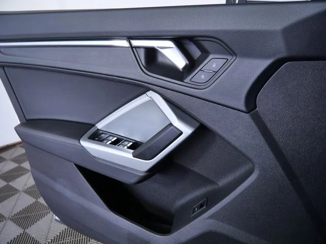 Used 2019  Audi 2.0T Premium image 24