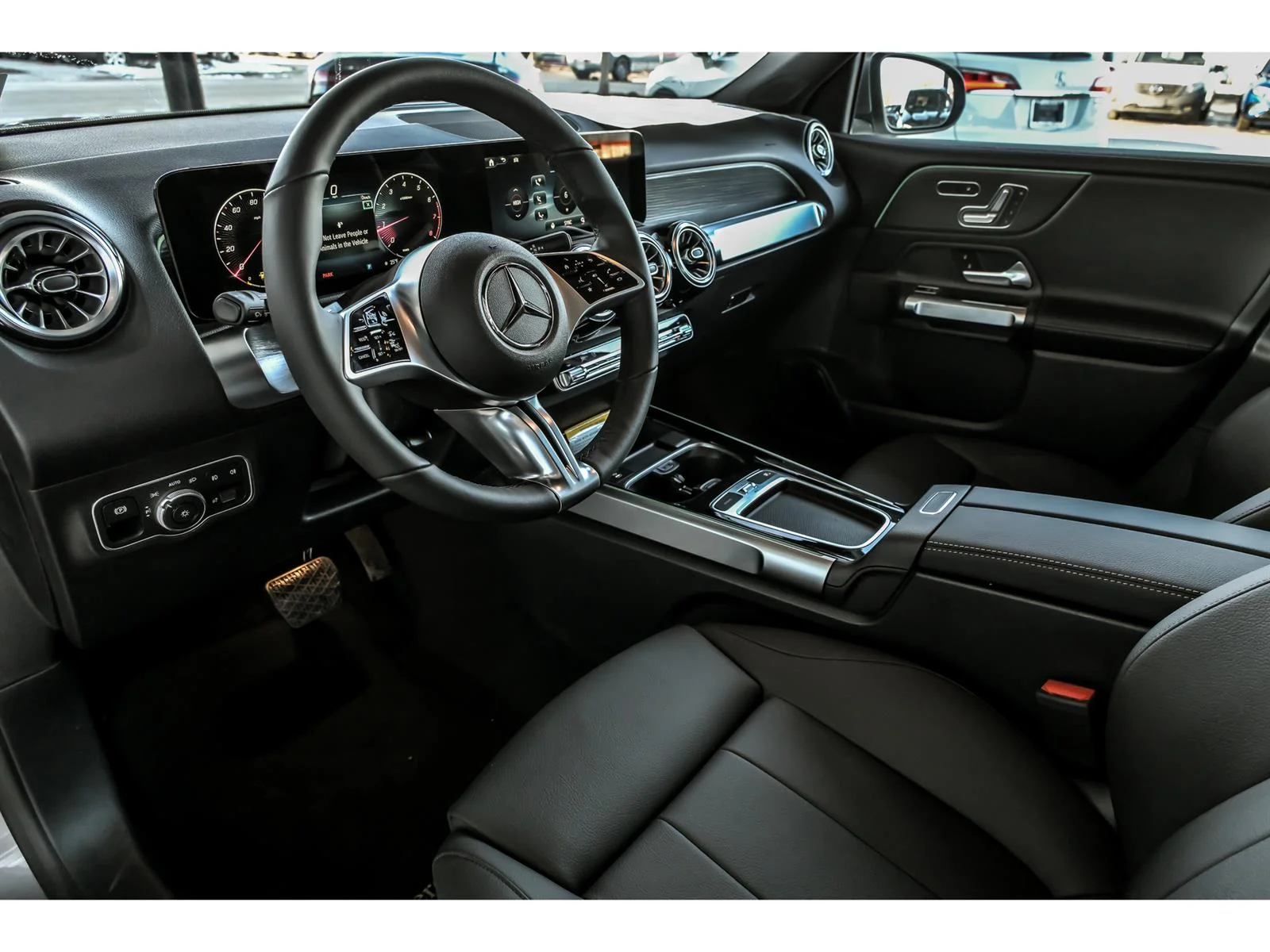 New 2026 Mountain Grey Metallic Mercedes-Benz GLB 250 image 6