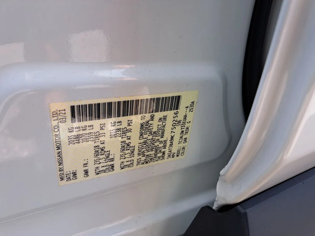 Used 2021 White Nissan SV image 26