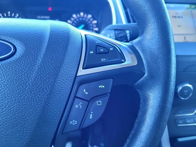 Used 2019 White Ford SEL image 24