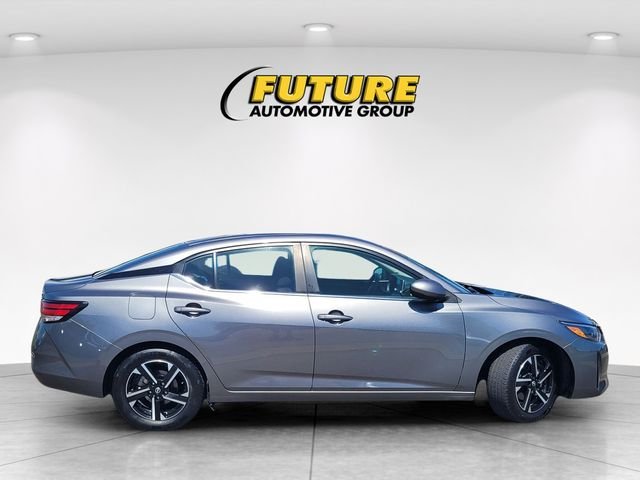 Used 2024 Gray Nissan SV image 3
