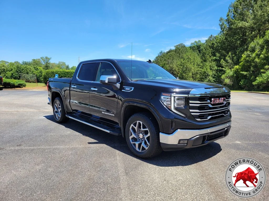 Used 2024 Black GMC SLT image 9