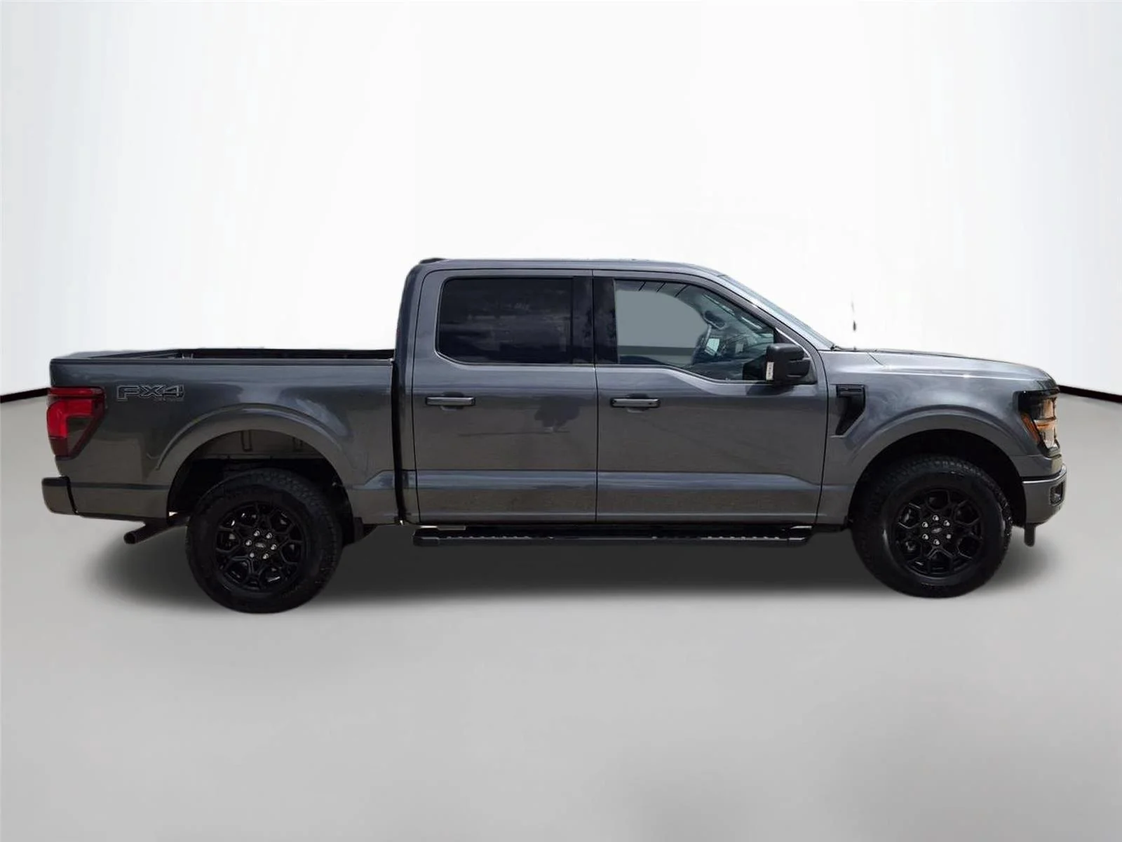 Used 2026 Carbonized Gray Metallic Ford XLT image 6