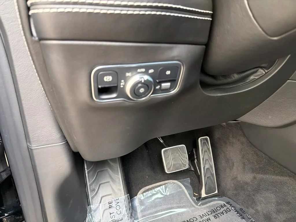 Used 2021 Black Aston Martin Base image 51
