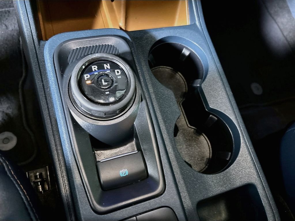 Used 2022 Blue Ford Lariat image 17