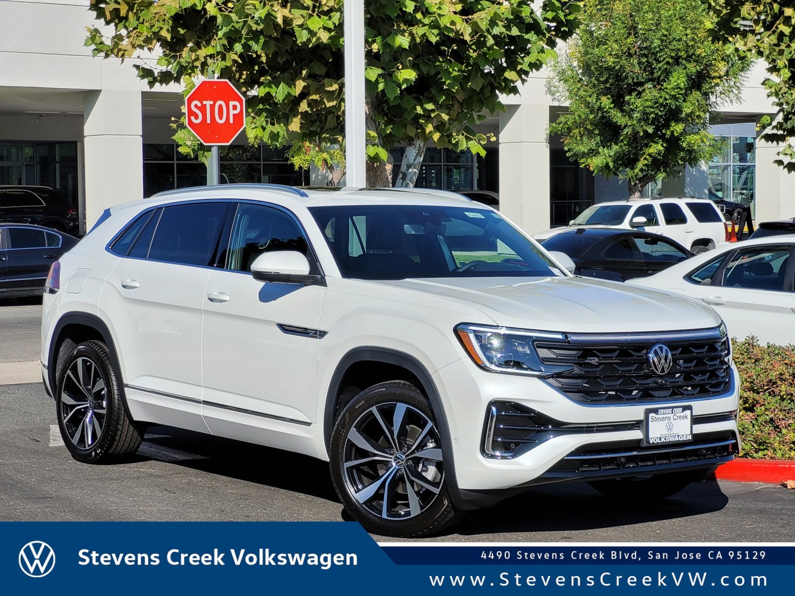 2024 Volkswagen Atlas Cross Sport SEL Premium R-LINE