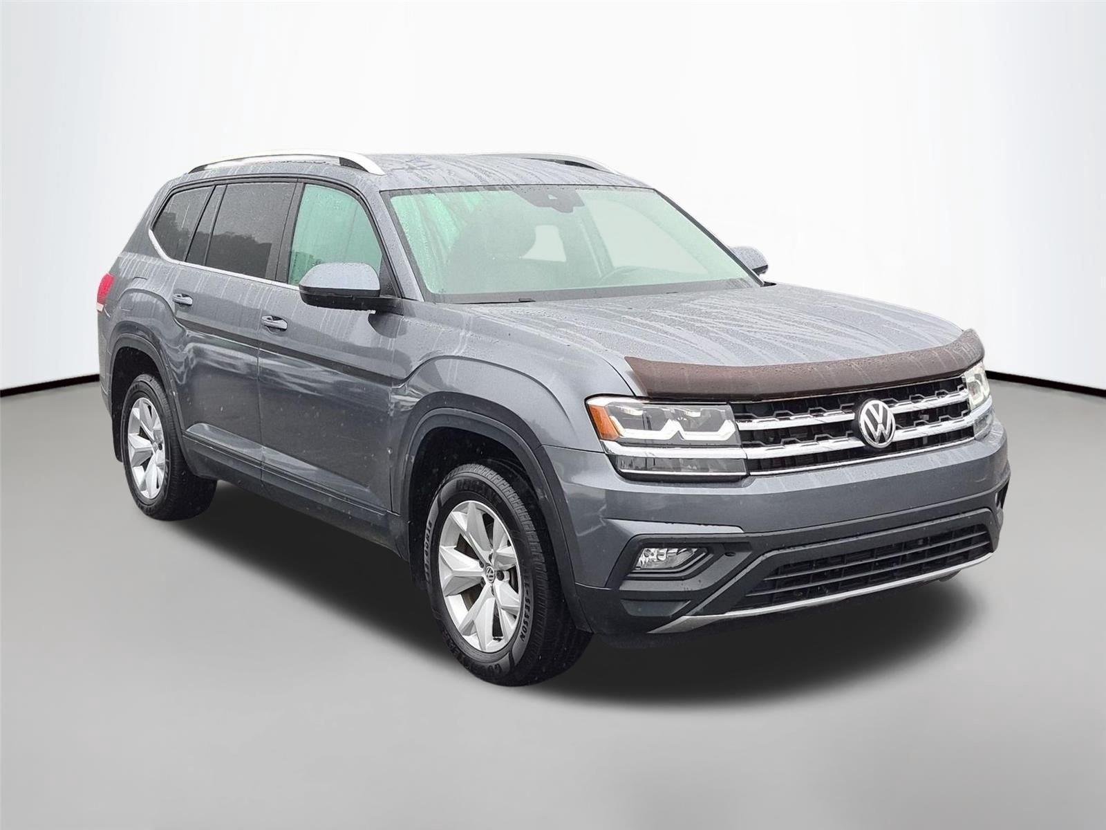 Used 2018 Platinum Gray Metallic Volkswagen 3.6L V6 SE w/Technology image 7